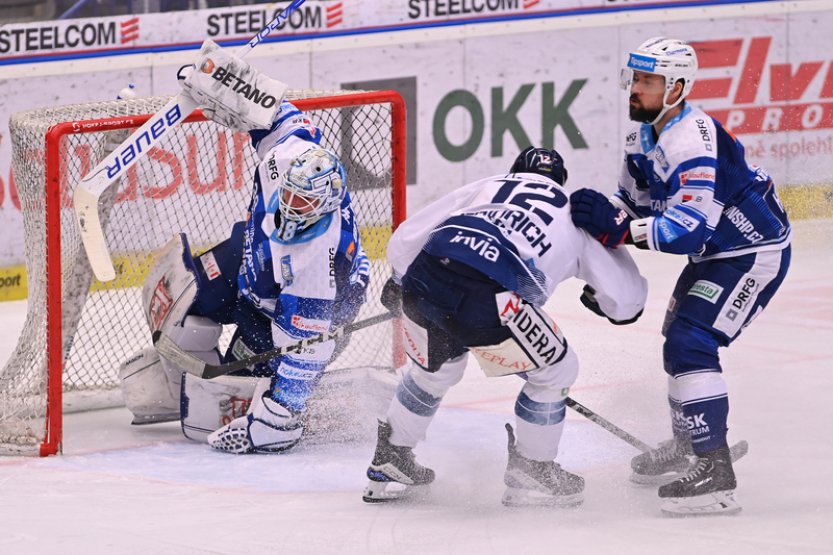 Vítkovice přehrály Brno, Kometa po sedmi zápasech nebodovala