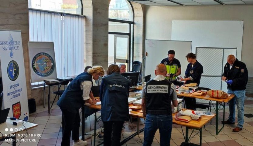 Policie pomohla rozbít jednu z buněk evropské zločinecké skupiny