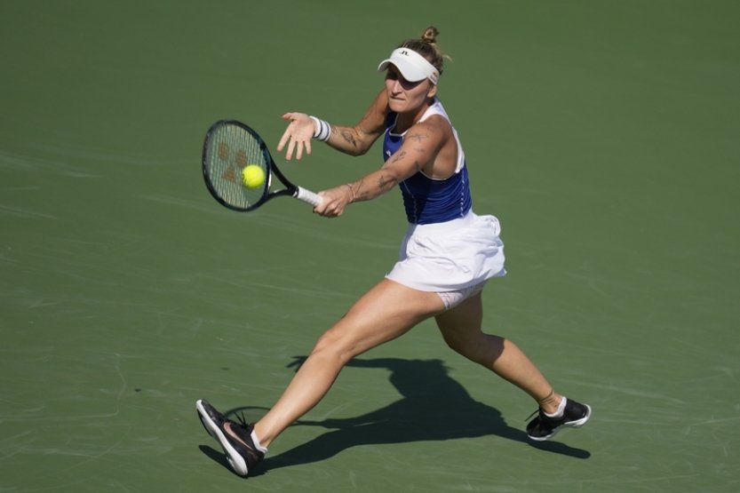 Vondroušová nevyužila v Dubaji proti Cirsteaové šest mečbolů a vypadla