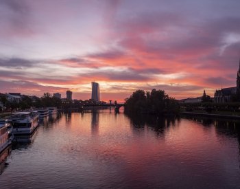 Sídlem nové Agentury EU proti praní špinavých peněz bude Frankfurt nad Mohanem