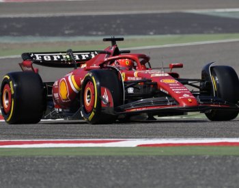 Testy na sezonu F1 zakončil nejlepším časem Leclerc, favoritem je ale Red Bull