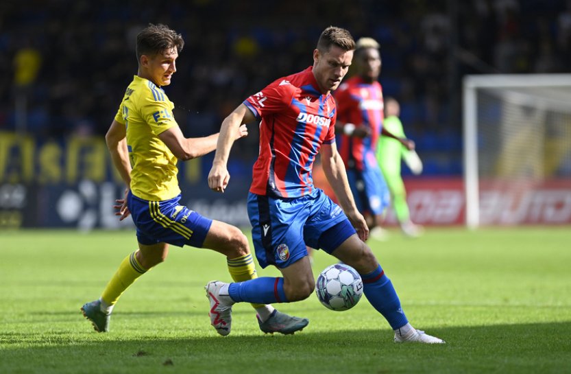 Plzeň může posedmé za sebou v lize porazit Zlín, hraje se i podještědské derby