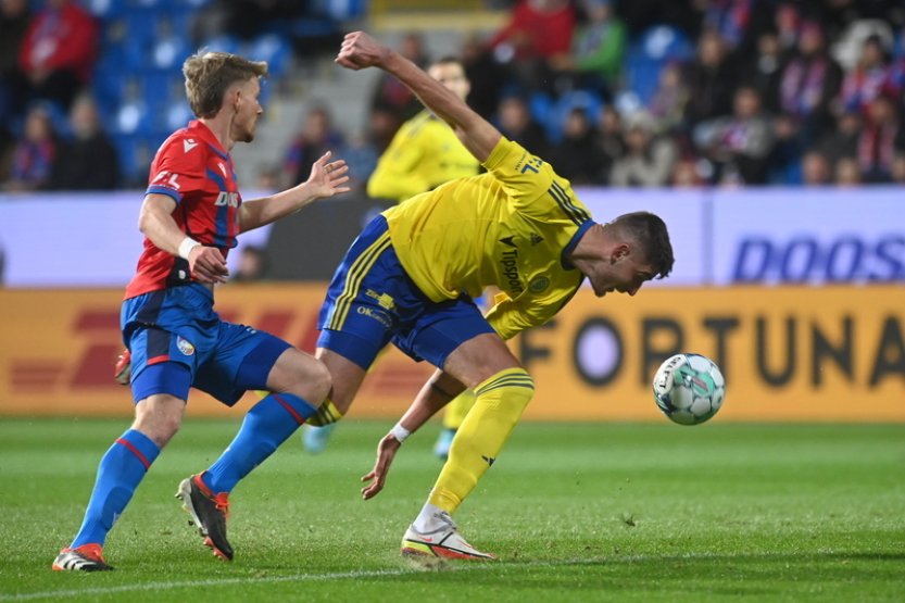 Fotbalisté Plzně porazili Zlín 3:0 a upevnili si třetí místo, dva góly dal Šulc