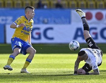 Fotbalisté Teplic udrželi remízou 2:2 s Karvinou jarní neporazitelnost