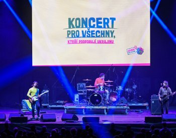 Od invaze vybral Člověk v tísni ve sbírce SOS Ukrajina 2,4 miliardy Kč