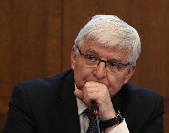 Ekonomové: Česká ekonomika se bude na předkrizovou úroveň vracet ještě dlouho