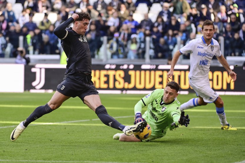 Juventus díky Ruganiho gólu v nastavení zdolal v italské lize Frosinone