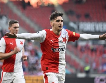 Fotbalisté Slavie porazili Pardubice 3:0, Chytil rozhodl hattrickem za osm minut