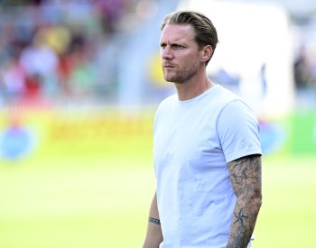 Jasná červená karta, řekl pardubický trenér o zákroku Kairinena na Hlavatého