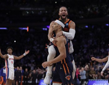 New York vyhrál v NBA nad Detroitem až díky divoké poslední akci