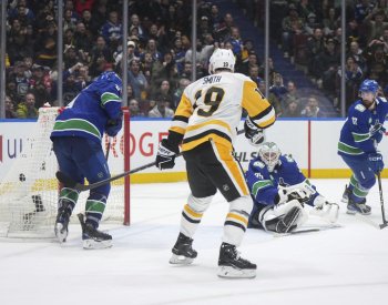 Hronkova asistence Vancouveru k výhře nepomohla, Detroit zvítězil pošesté v řadě