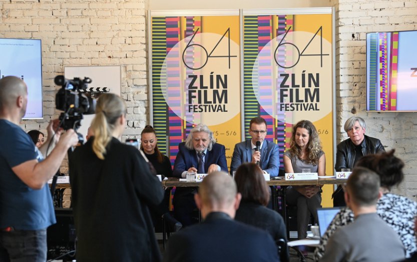 Zlatý střevíček dostanou na zlínském festivalu Hynek Bočan a Bolek Polívka