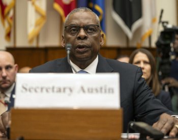 Izraelci zabili přes 25.000 palestinských žen a dětí, řekl ministr obrany USA