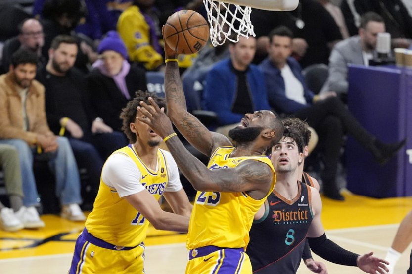 Jamesovi už v NBA chybí jen devět bodů k překonání hranice 40.000