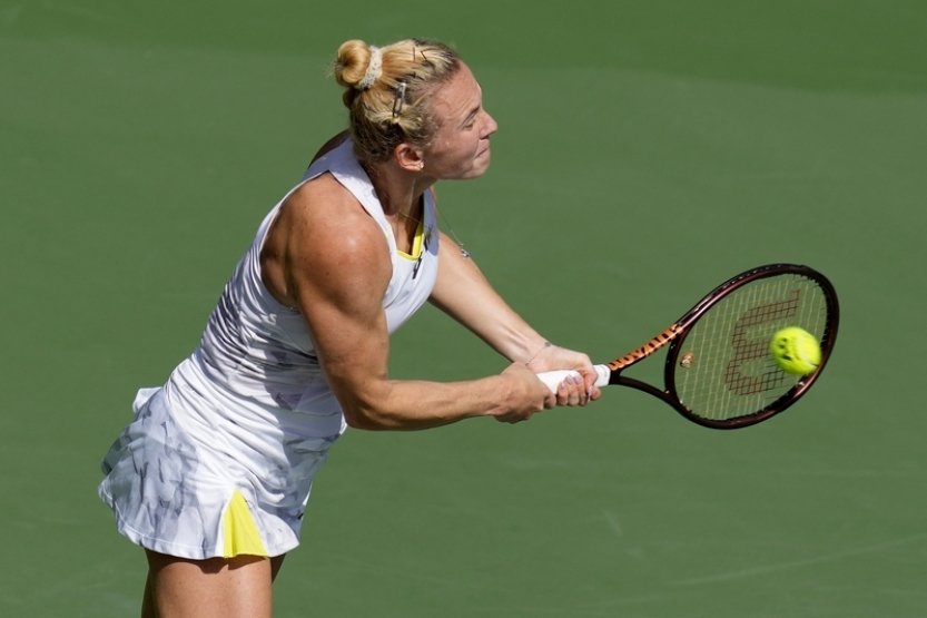 Tenistka Siniaková po necelých dvou týdnech znovu prohrála s Navarrovou