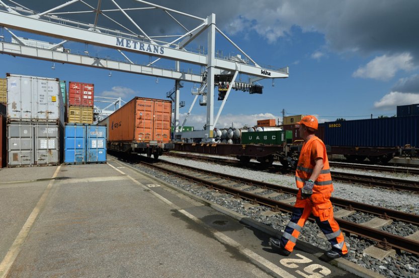 České ekonomice se ve čtvrtém čtvrtletí dařilo lépe, než čekala ČNB