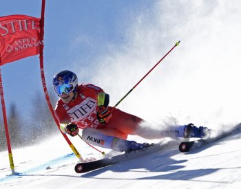 Odermatt vyhrál i osmý obří slalom SP v sezoně a ovládl hodnocení disciplíny
