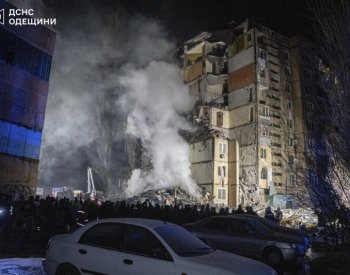 Po útoku na Oděsu se zřítila část bytového domu, dva lidé zemřeli