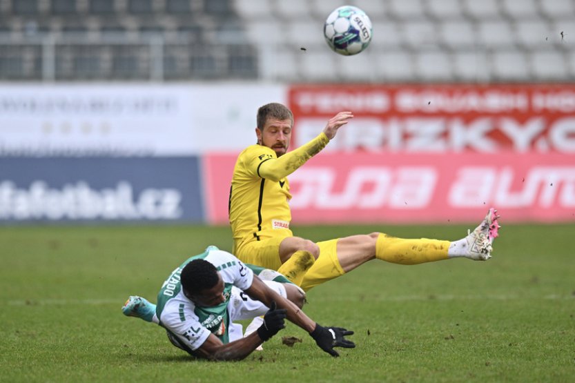 Fotbalisté Hradce Králové s novým trenérem Horejšem remizovali v Jablonci