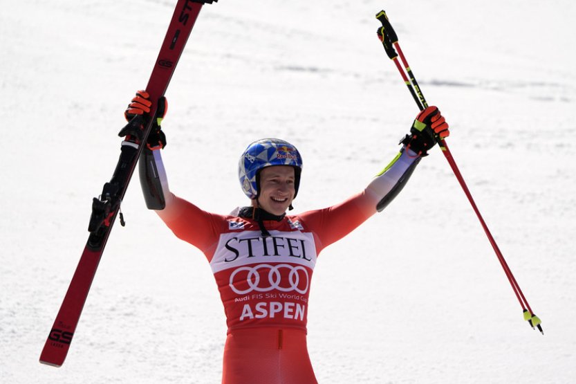 Odermatt v Aspenu vyhrál i devátý obří slalom v sezoně