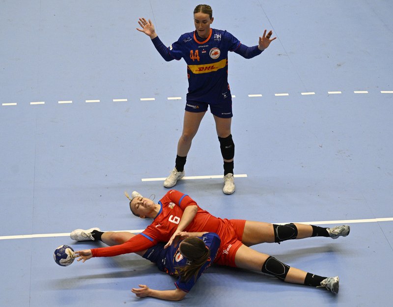České házenkářky utrpěly v evropské kvalifikaci debakl 25:42 v Nizozemsku