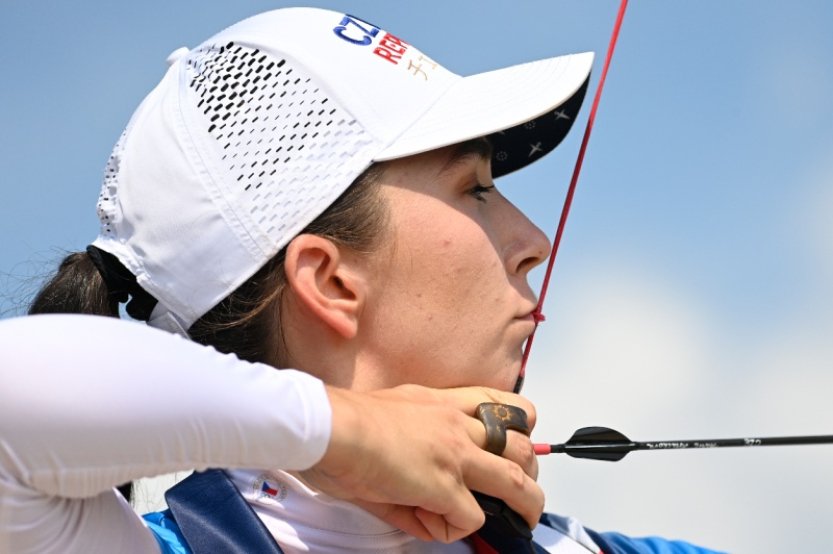 Lukostřelkyně Horáčková senzačně získala světový titul a místo na OH