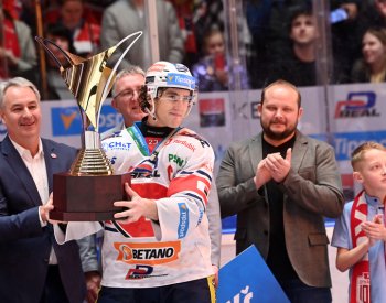 Pardubický kapitán Sedlák: Vyhrát základní část extraligy má také svou hodnotu