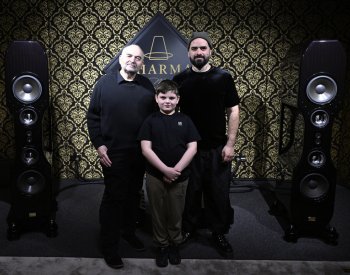 Společný hudební projekt tří alb spojil Jana Buriana, jeho syna a vnuka