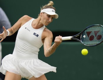 Vondroušová draží pro dobročinné účely raketu, se kterou vyhrála Wimbledon