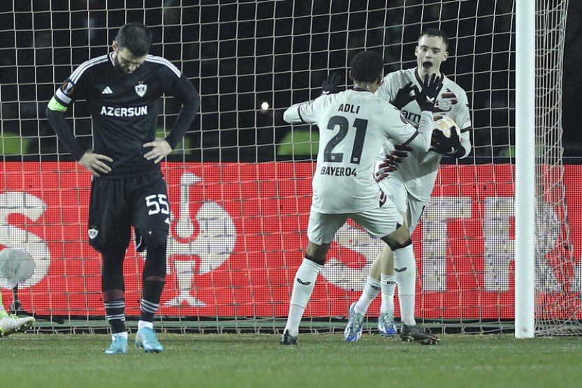 Schick zachránil Leverkusen gólem v nastavení, West Ham neuspěl