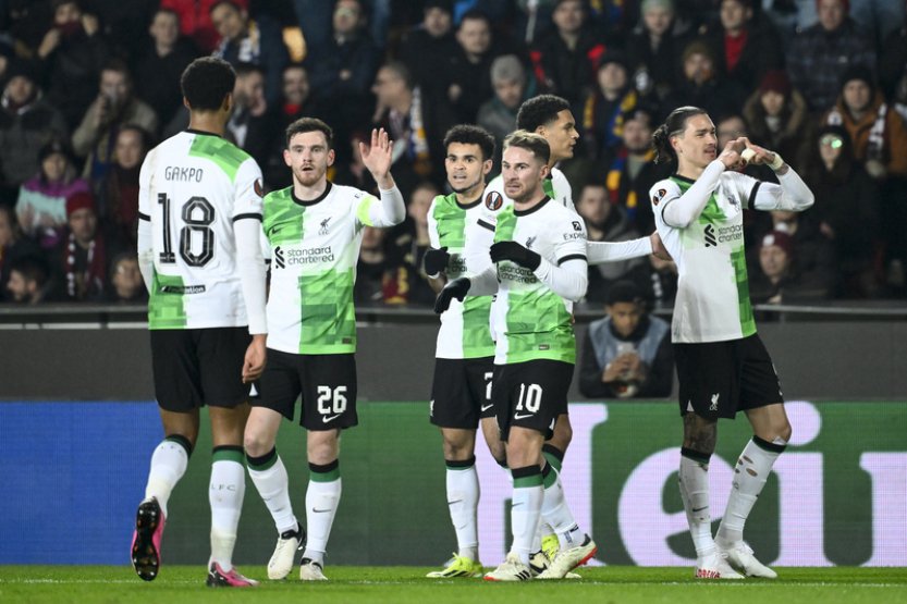 Liverpool je oběma nohama ve čtvrtfinále EL, uvedla anglická média