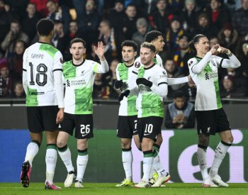 Liverpool je oběma nohama ve čtvrtfinále EL, uvedla anglická média