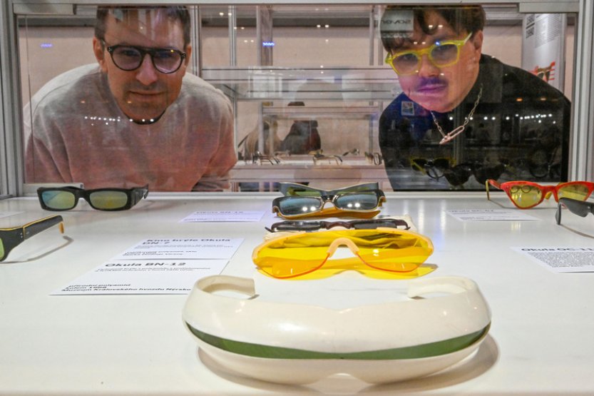 V Československu vznikaly výjimečné brýle, ukazují designéři na výstavě v Brně