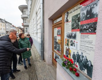 Nedožité osmdesátiny Pavla Nováka připomíná v Přerově výstava i lavička
