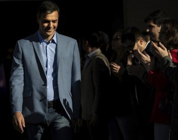 Španělský premiér Sánchez chce parlamentu navrhnout uznání palestinského státu