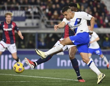 Inter Milán porazil Boloňu 1:0 a vede italskou ligu o 18 bodů