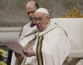 Papež nevyzýval Ukrajinu, aby se vzdala, ale aby zahájila jednání, tvrdí Vatikán