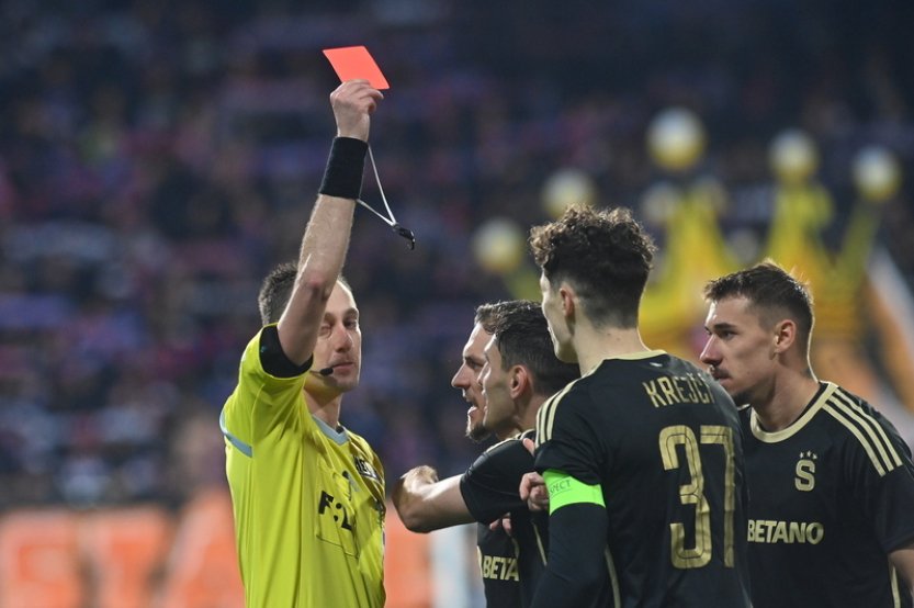 24. kolo: Sparta po debaklu v Plzni vede už jen o bod, Slavia přehrála Teplice