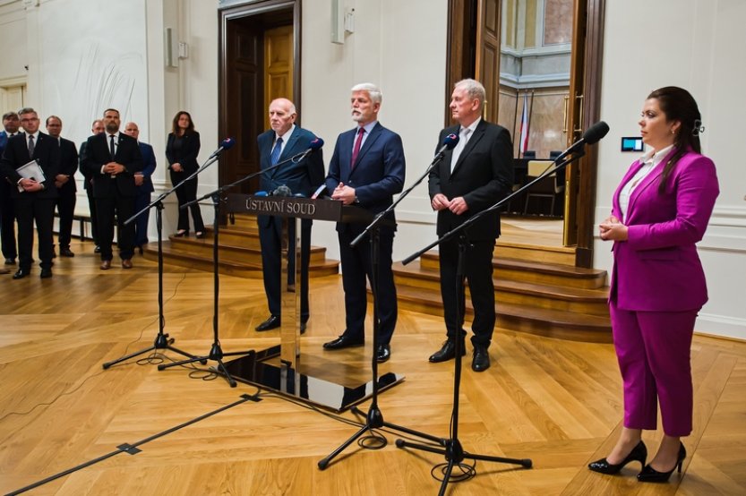 Prezident navštívil tři brněnské soudy, poděkoval končícímu Rychetskému