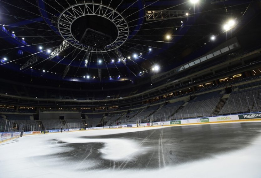 NHL se vrátí v říjnu do Prahy, Palát se těší, že ho uvidí rodina a kamarádi
