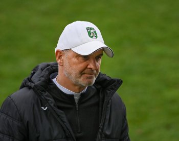 Karviná znovu mění trenéra, Jarábek u posledního týmu fotbalové ligy skončil