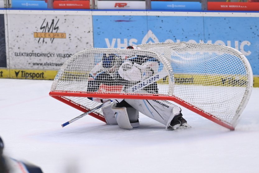 Čtvrtfinále hokejové extraligy začne v pátek v Pardubicích a v Praze