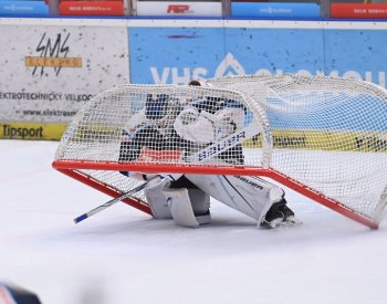 Čtvrtfinále hokejové extraligy začne v pátek v Pardubicích a v Praze