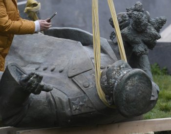 Rusko zahájilo další stíhání pražských politiků kvůli Koněvovi, píší ruská média