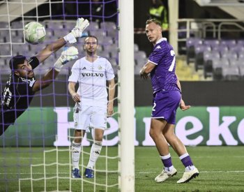 Barák skóroval i v odvetě Konferenční ligy a zajistil Fiorentině čtvrtfinále