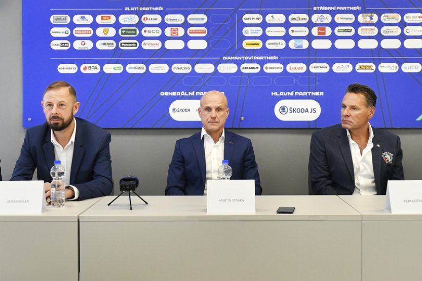 V hokejové Plzni skončil po sezoně trenérský štáb v čele s Kořínkem