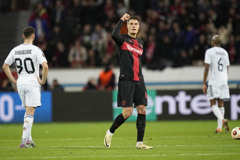 Byl to neuvěřitelný večer, řekl po dvou gólech a postupovém obratu Schick