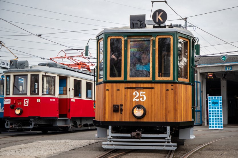 Oslavy 130 let MHD v Ostravě vyvrcholí v září jízdou historických i nových vozů