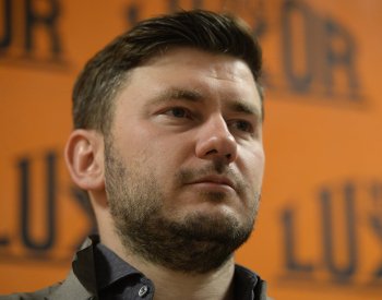 Dmitrij Gluchovskij byl v nepřítomnosti odsouzen k osmi letům vězení