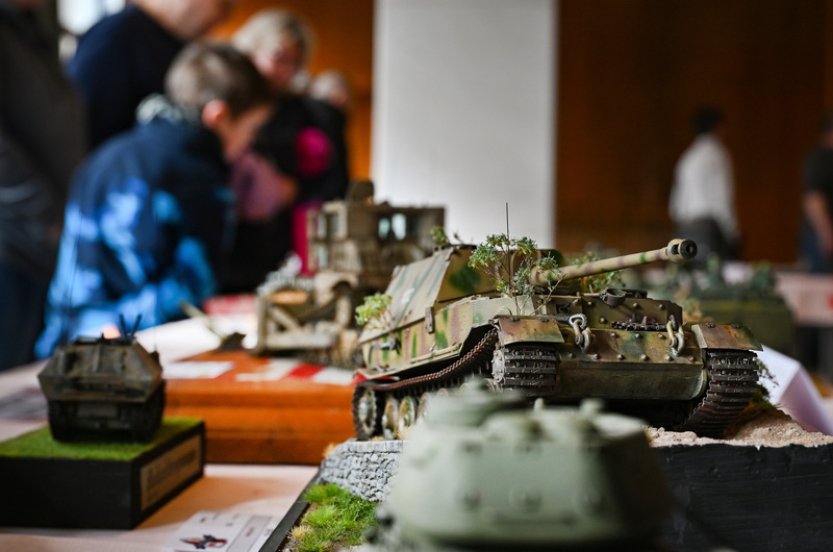 V Jihlavě vystavili modeláři přes 450 modelů a připomněli letce RAF z regionu